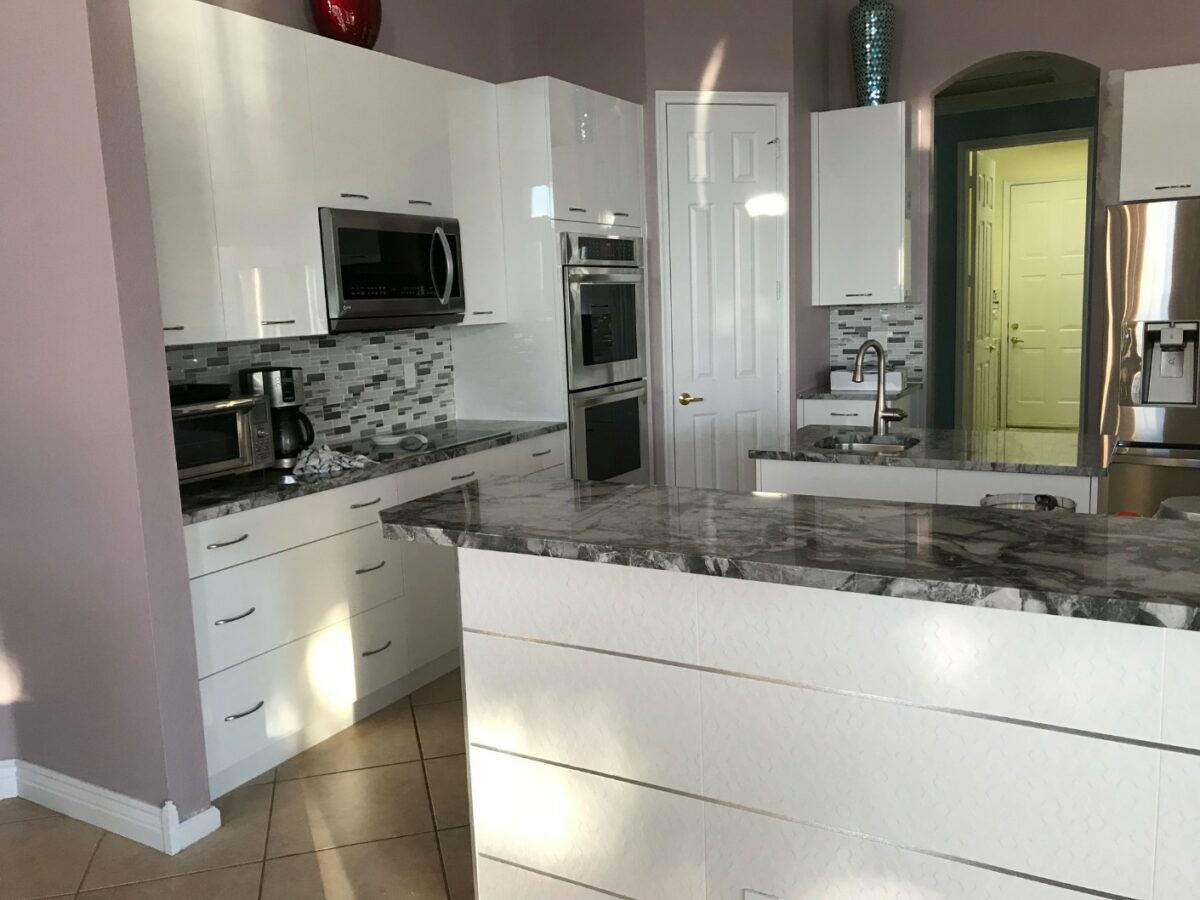 kitchen remodeling contractors Lake Worth